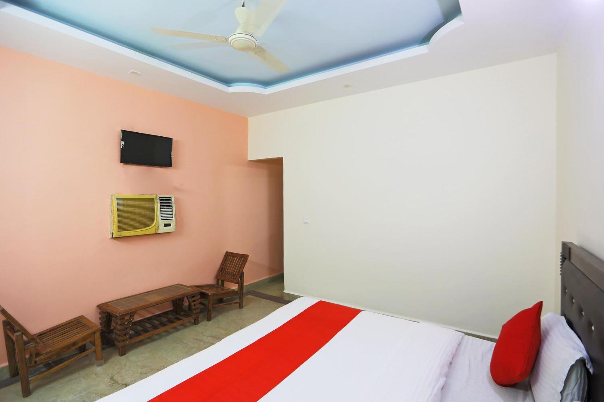 Hotel O Ashoka Inn Hotel Near Botanical Garden Noida Exterior photo