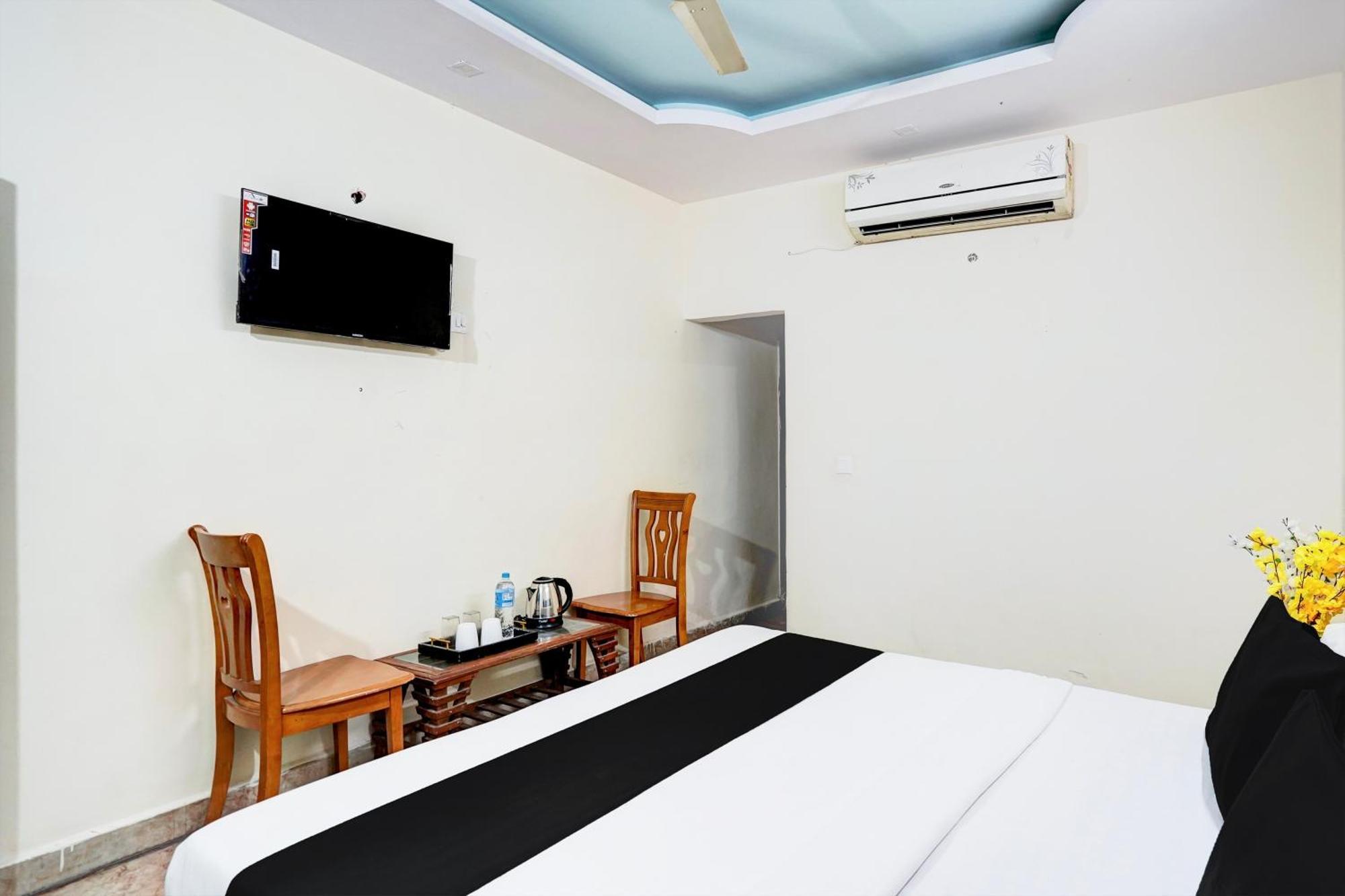 Hotel O Ashoka Inn Hotel Near Botanical Garden Noida Exterior photo