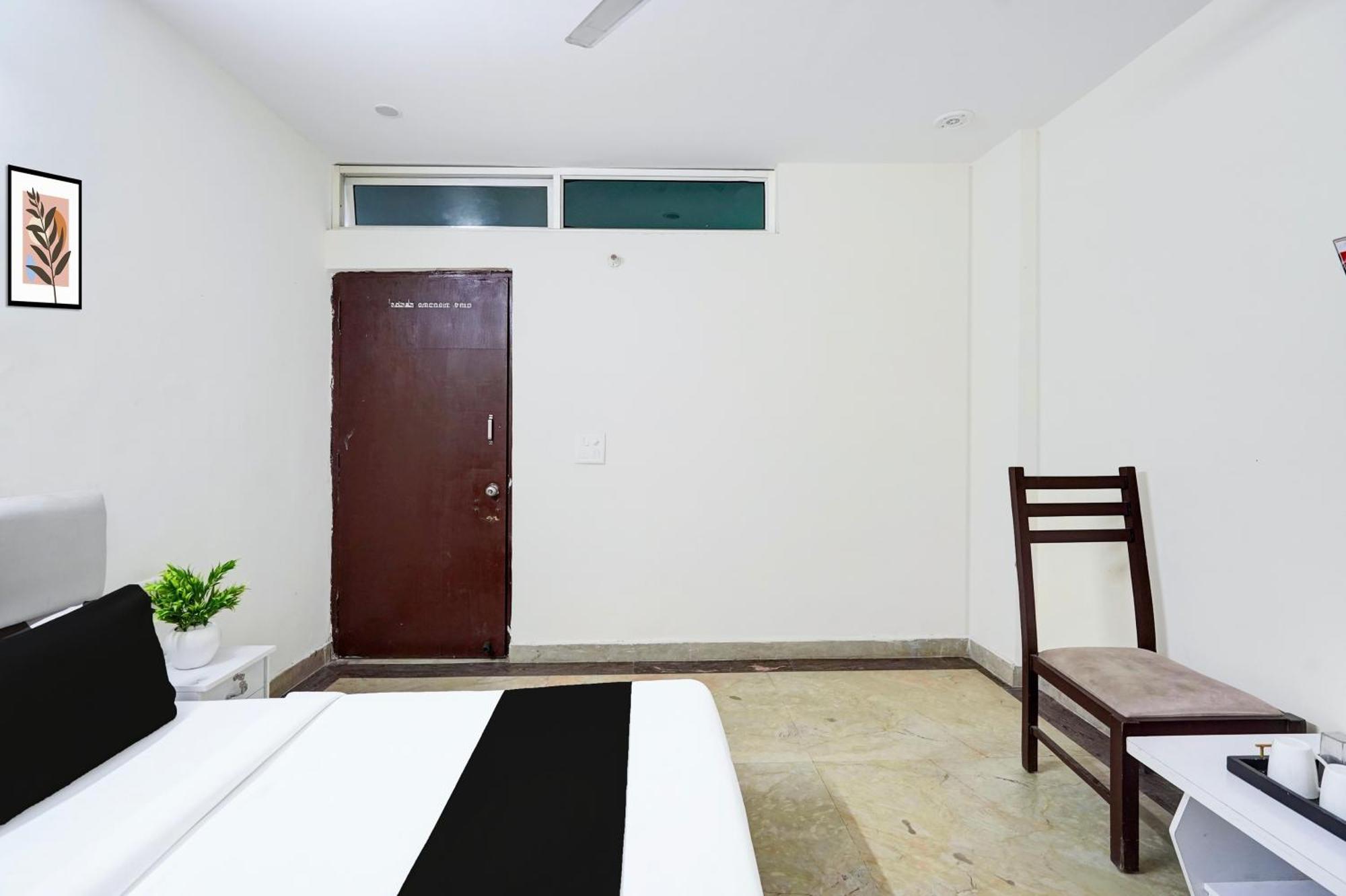 Hotel O Ashoka Inn Hotel Near Botanical Garden Noida Exterior photo